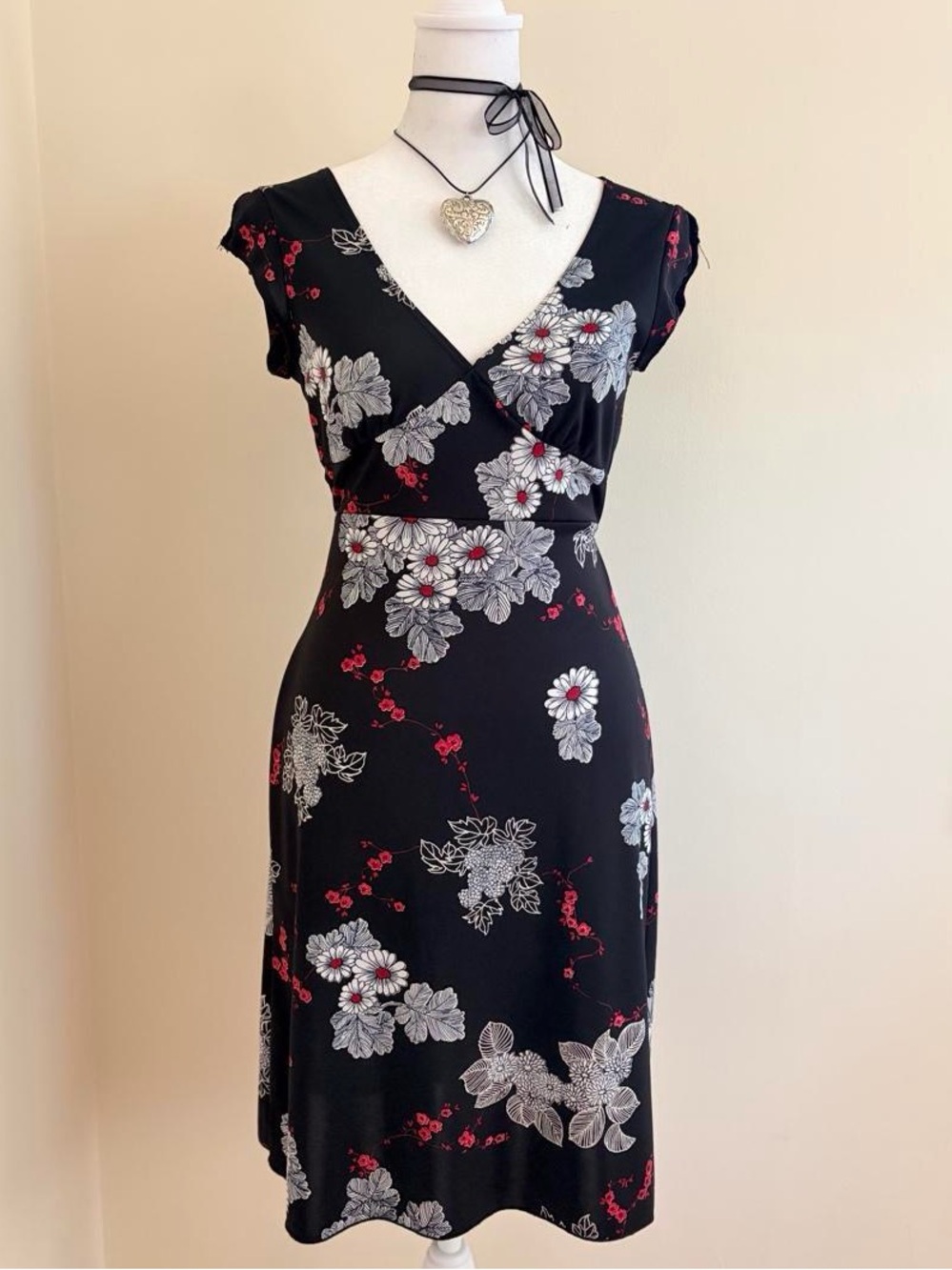 Vintage 90s black floral grunge babydoll midi dress tie back waist Byer Too! XS